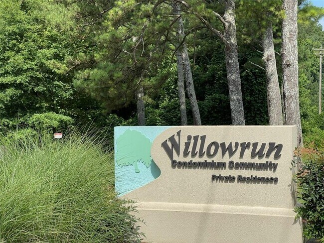 Building Photo - 1020 Country Ct