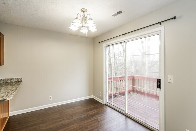 Building Photo - 3544 Glenfalls Dr