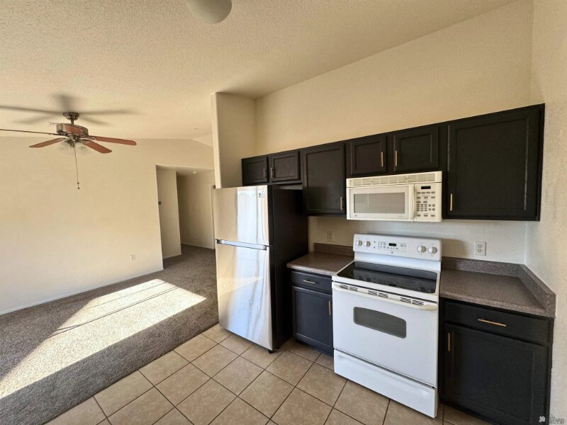 Building Photo - 10486 Typhoon Ave