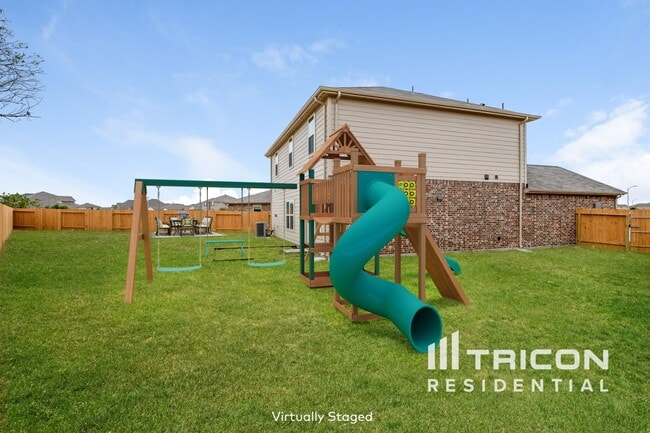 Building Photo - 301 Summer Horse Dr