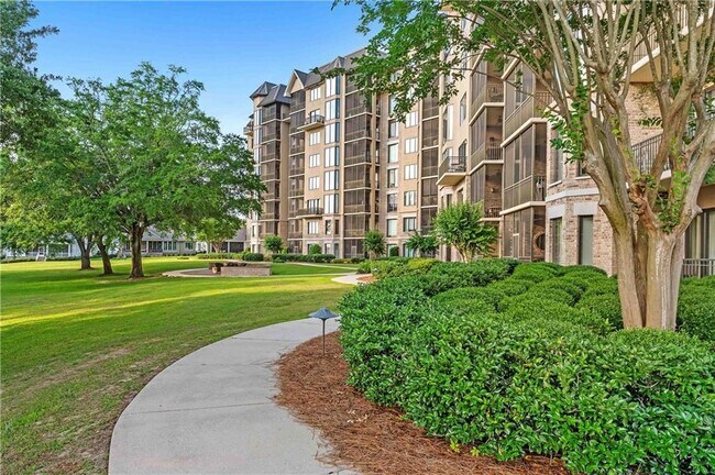 Building Photo - 18269 Colony Dr Dr