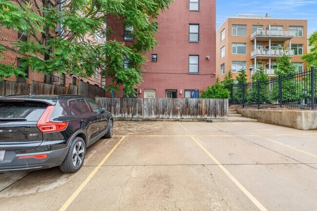 Building Photo - 1354 Euclid St NW