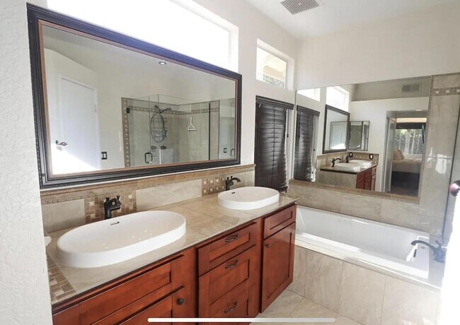 Building Photo - 69811 Willow Ln