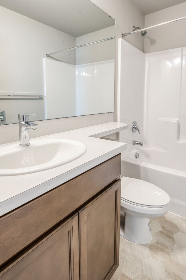 Building Photo - 5BD 2.5BA in LSSD