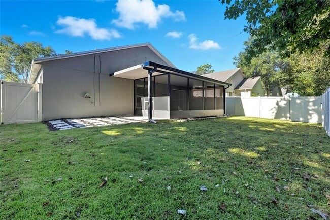 Building Photo - 13817 Valleybrooke Ln
