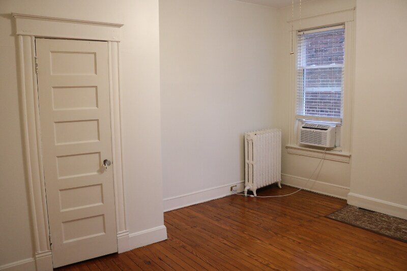 Building Photo - 2525 Stuart Ave