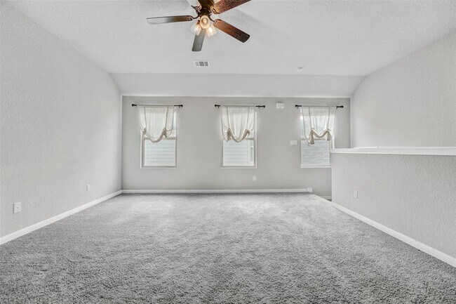 Building Photo - 6709 Golden Bough Ln