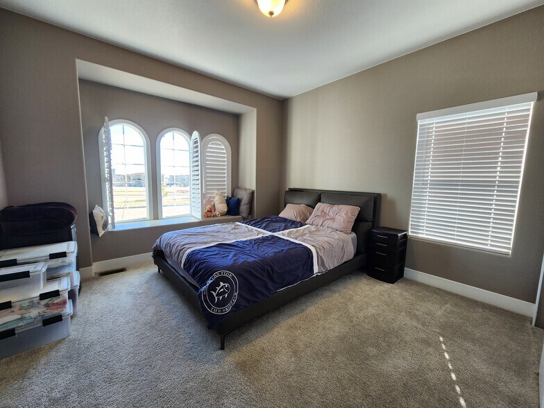 Building Photo - 10043 Hannaway Dr