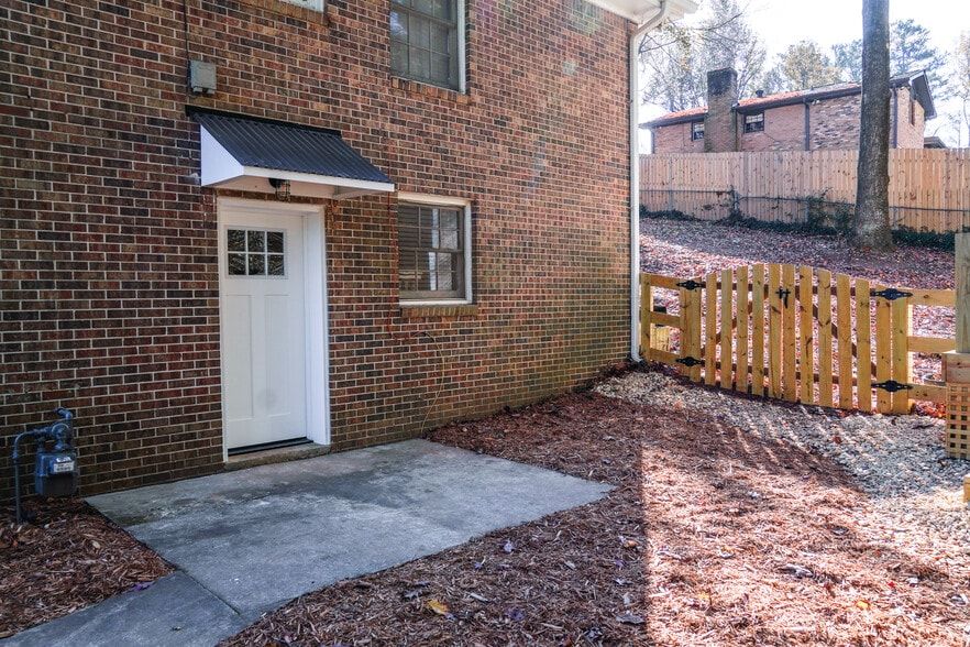 Entry door - 1689 Timber Lake Rd NW