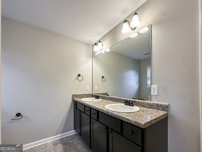 Building Photo - 514 Kirkland Dr