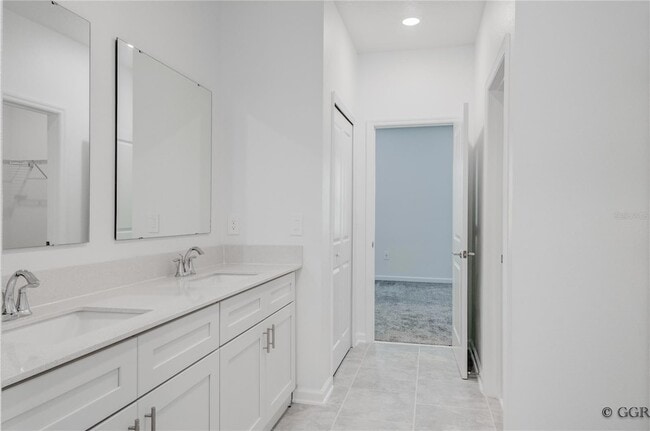 Building Photo - 2207 Sweet Honey Ln