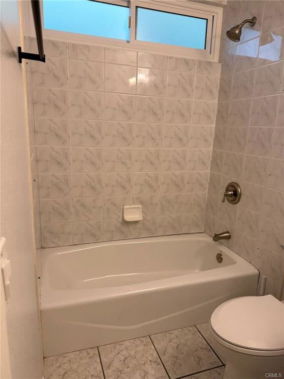 Building Photo - 9291 Neolani Dr