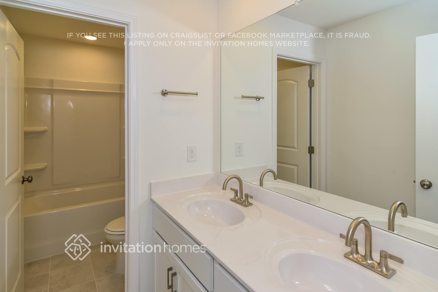 Building Photo - 257 W Millbrook Dr