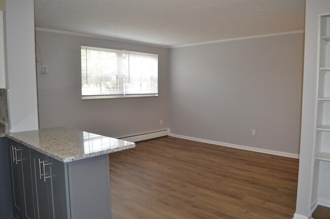 Building Photo - 3807 Ferdinand Pl