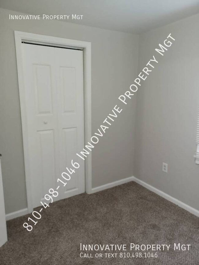 Building Photo - 2532 Lavelle Rd