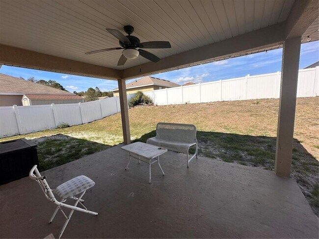 Building Photo - 402 Edith Dr