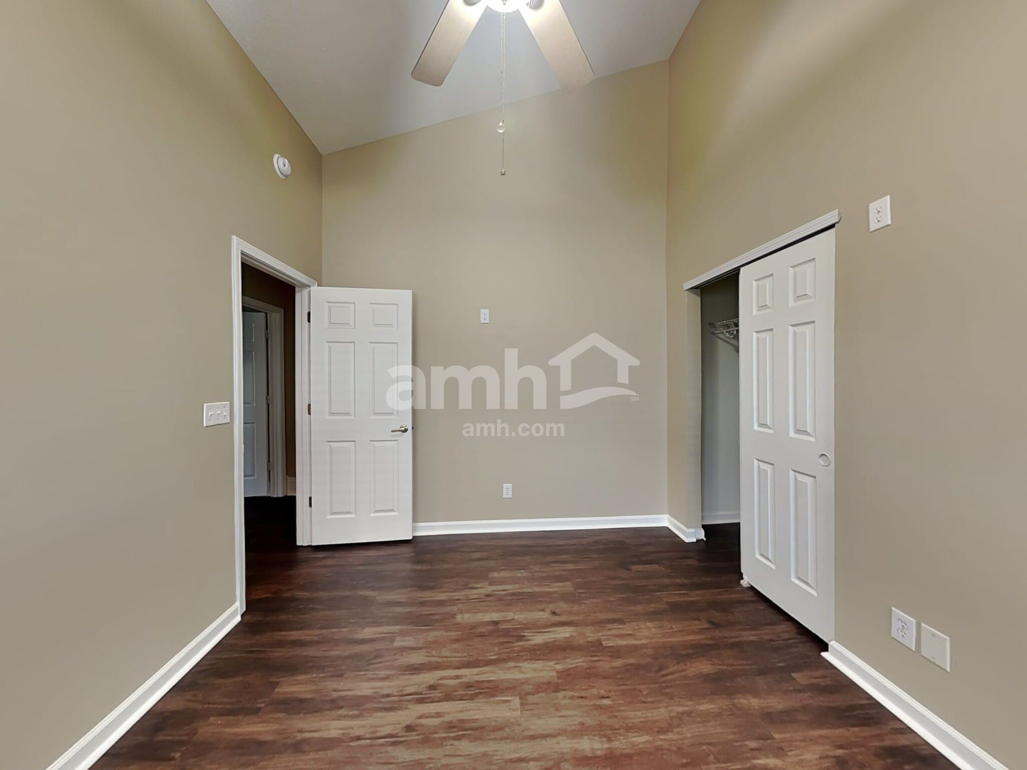 Building Photo - 7818 Bent Willow Dr