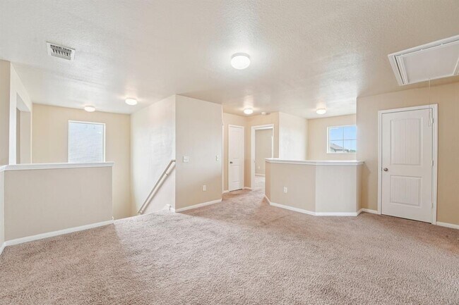 Building Photo - 223 Camellia Dr