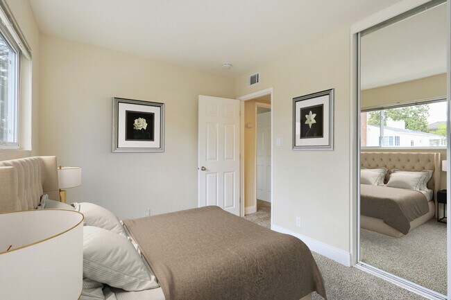 Interior Photo - Central & Grand Apartments