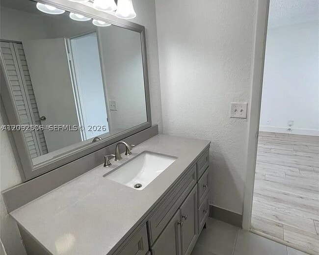 Building Photo - 2580 Coral Springs Dr