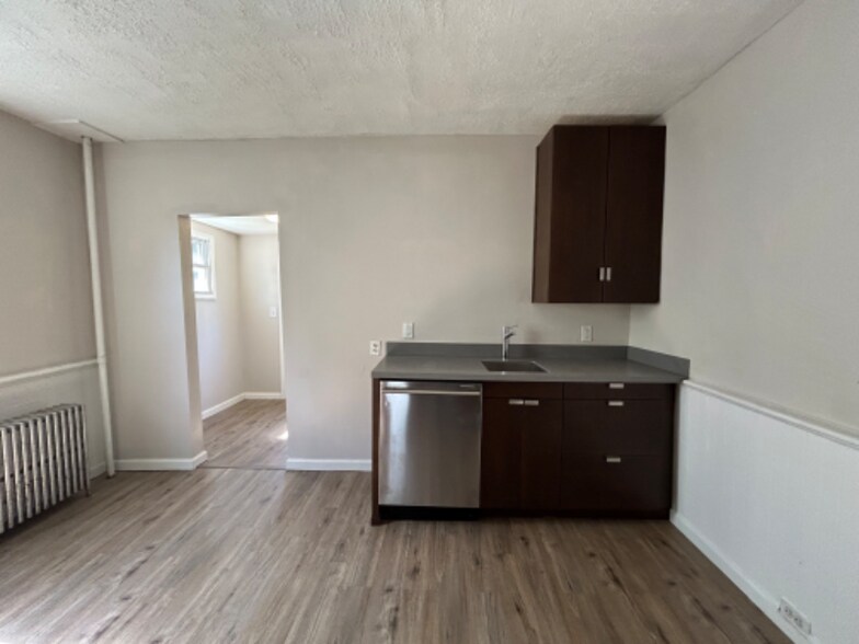 Building Photo - 1765 McDonough Ave