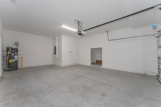 Building Photo - 4910 Chase Ct