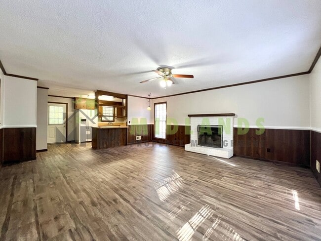 Building Photo - 6101 McMillan Cir