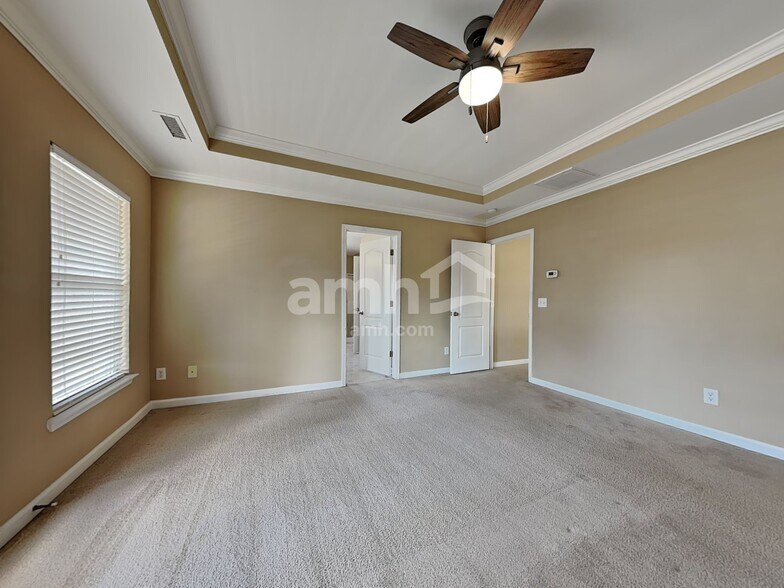 Building Photo - 65 Heritage Pky