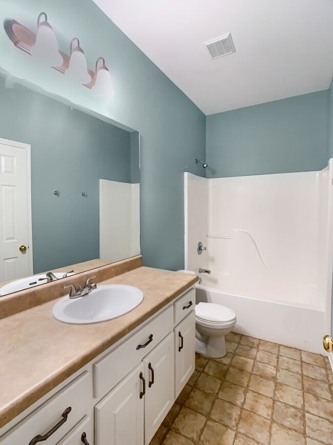 Building Photo - 6312 Covington Villas Dr