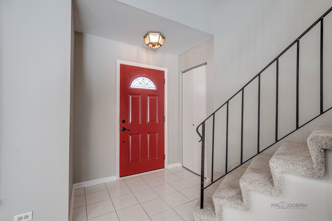 Building Photo - 36 Monterey Dr