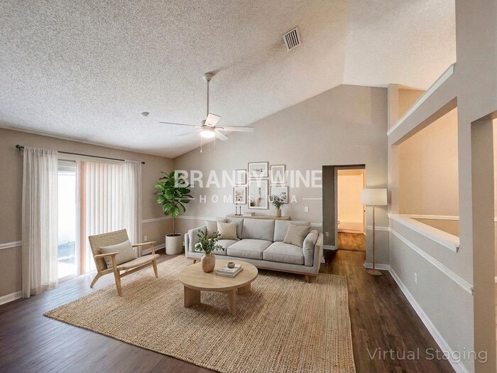 Building Photo - 1864 Ontario Ct