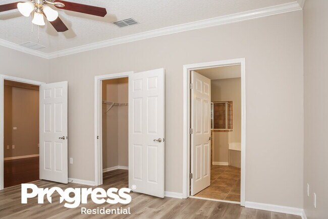 Building Photo - 6311 Devonhurst Dr