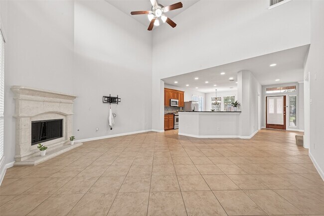 Building Photo - 8858 Distant Woods Dr