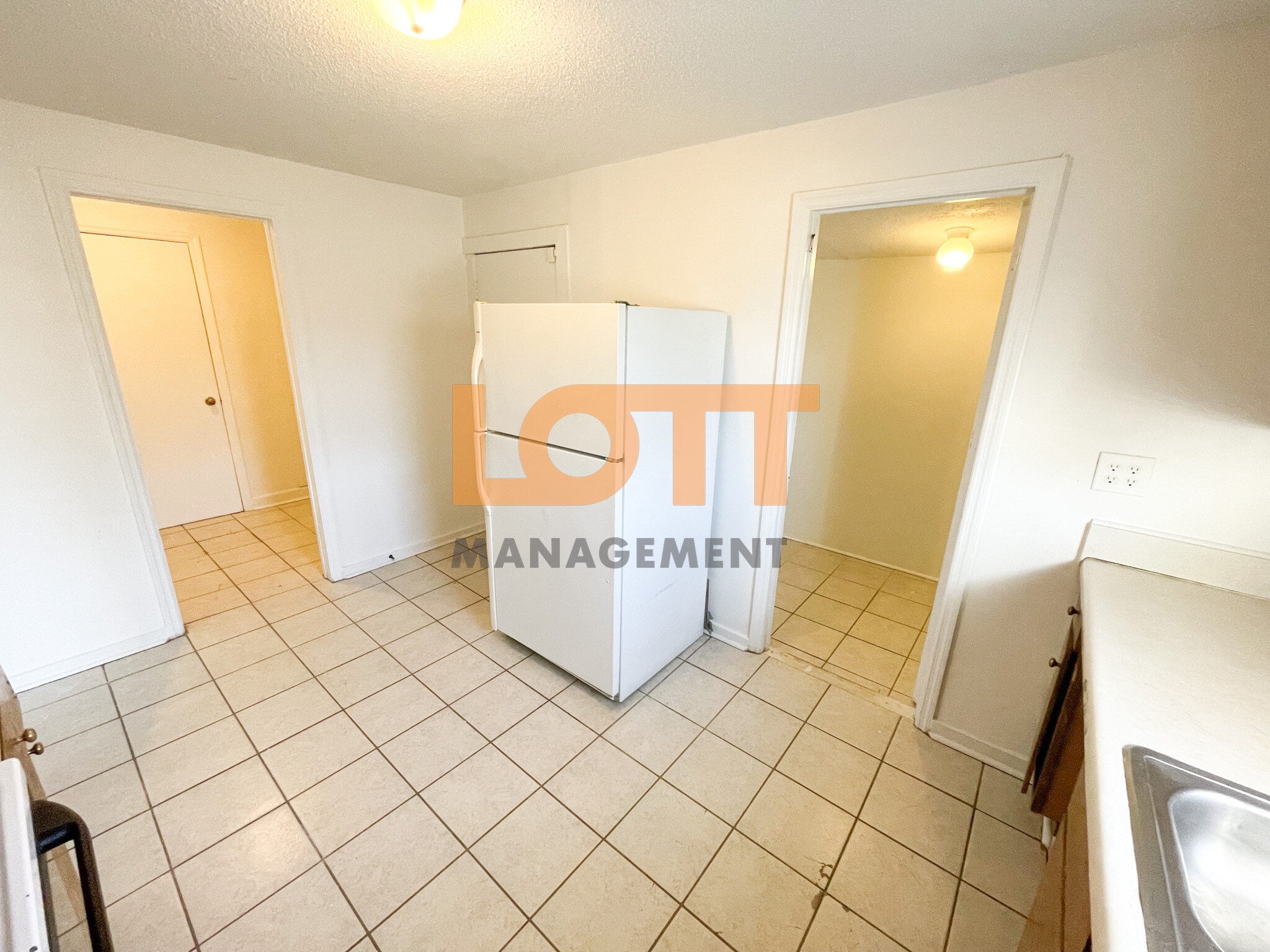 Building Photo - 27 Pendleton Rd