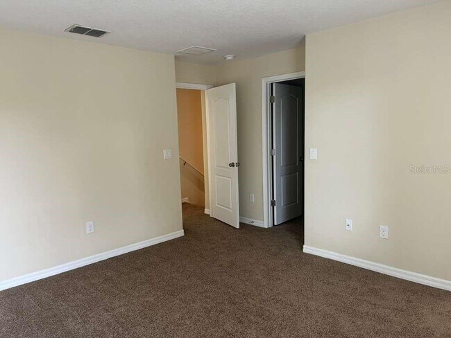 Building Photo - 12825 Gracehill LN