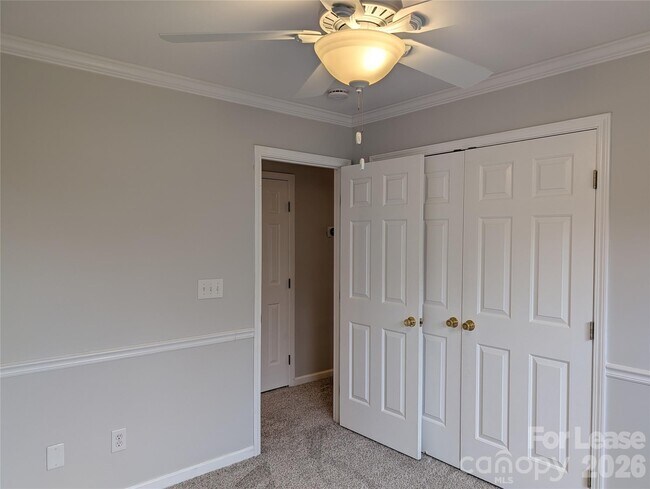 Building Photo - 1013 Muirfield Dr