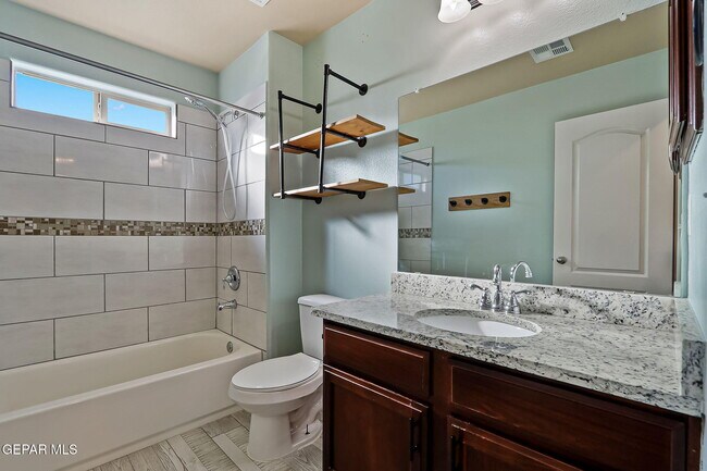 Building Photo - 3921 Desert Dunes Dr