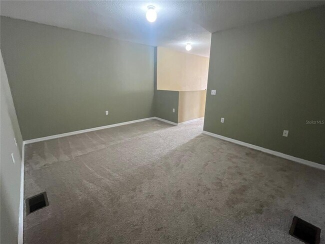 Building Photo - 3803 Hampstead Ln