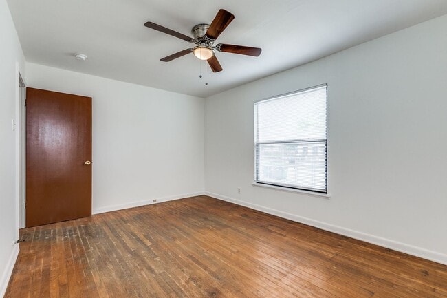 Building Photo - Charming 2 Bedroom in Probandt Neighborhood