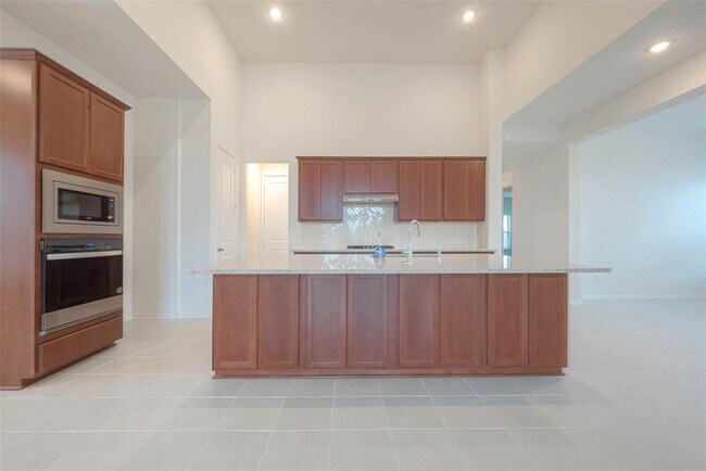 Building Photo - 1343 Vinter Mdws Ln