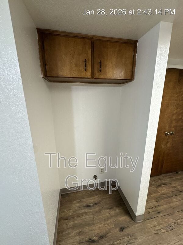 Building Photo - 1270 Tustin Cir