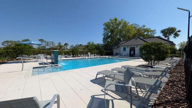 Building Photo - 6049 Shiner St