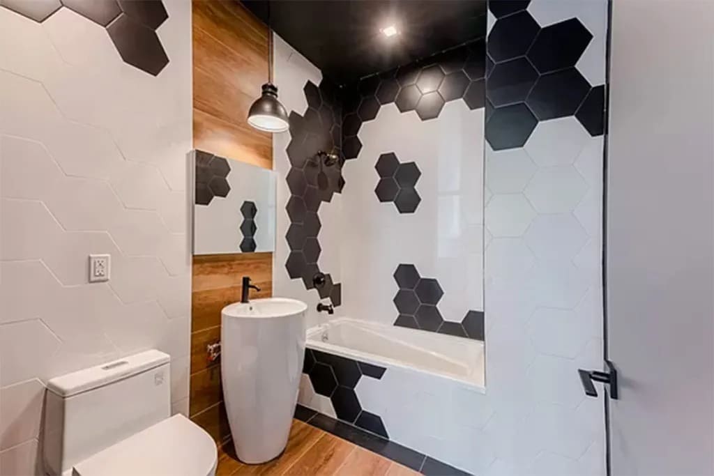 Building Photo - Furnished room/NOT APARTMENT