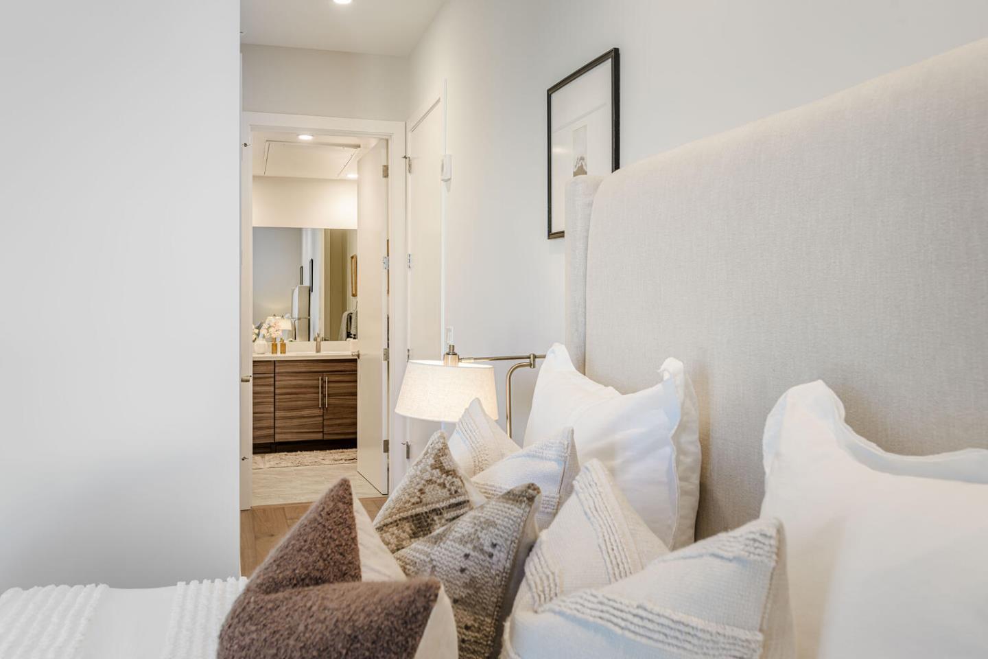 Building Photo - 600 El Camino Real