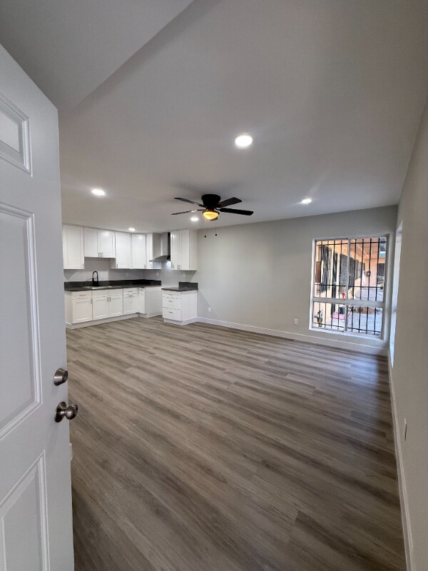 Building Photo - 1443 W 105th St