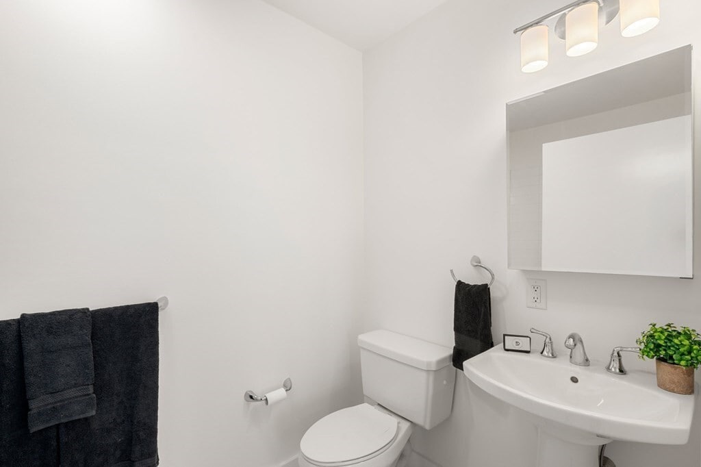 Building Photo - 24 Penniman Rd