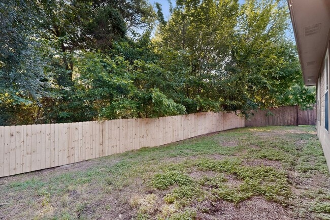 Building Photo - Charming 4-Bedroom Home on Quiet Cul-de-Sac | Move-In Ready | Deposit Alternative Available
