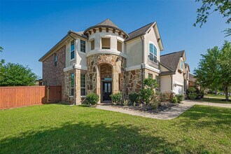 Building Photo - 11622 Via Verdone Dr