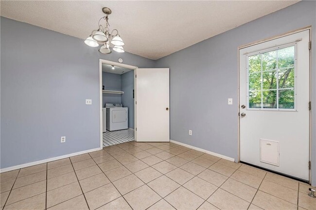 Building Photo - 3408 W Olive St