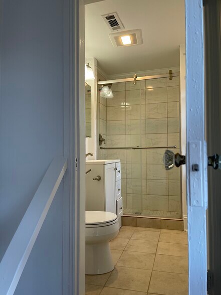 Bathroom - 105 W 3rd St